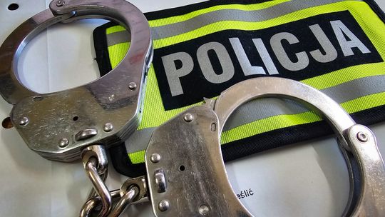 Amfetamina w samochodzie podczas policyjnej kontroli. 46-latce grozi do 3 lat więzienia