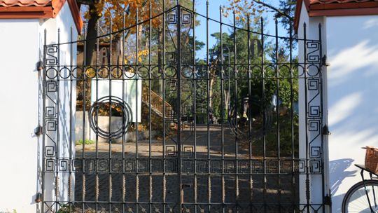 Historia augustowskiego cmentarza niewątpliwie czyni go pod każdym względem jednym z najważniejszych i najbardziej wyjątkowych miejsc w mieście.