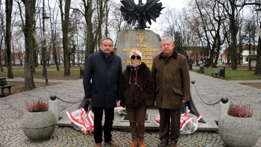Na zdjęciu: Leszek Cieślik, Izabela Piasecka i Adam Sieńko.