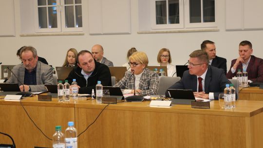 Radni Koalicji Obywatelskiej określili argumentację prezentowaną przez zastępców burmistrza mianem manipulacji.