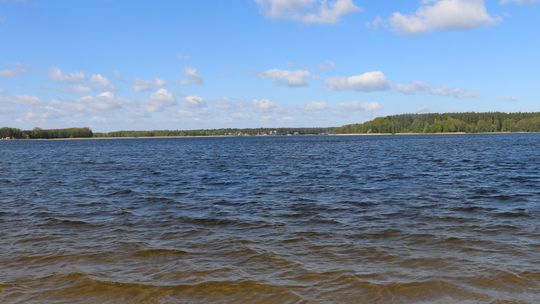 Panorama jeziora Necko, widziana z perspektywy plaży Budowlani. (Archiwum PP)