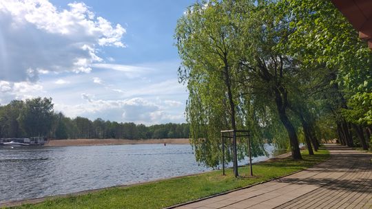 Kontrowersyjna decyzja rady miasta. Zielone tereny nad Nettą mogą się zmienić