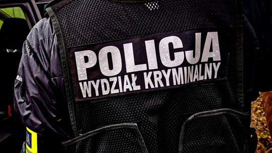 Kradzież telefonów w salonie w Augustowie. 44-latka zatrzymana, grozi jej do 5 lat więzienia