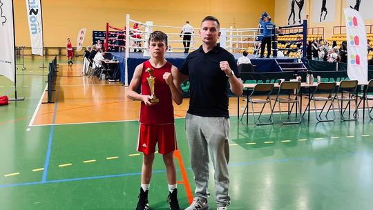 Mateusz Karwowski z Augustowa w biało-czerwonych barwach. Zwycięstwo nad mistrzem Finlandii