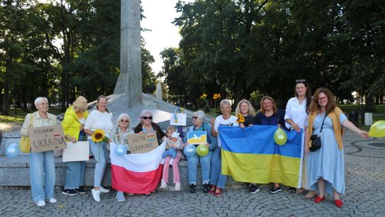 Nie zapominają o Ukrainie. Augustowianki spotkały się na Rynku Zygmunta Augusta