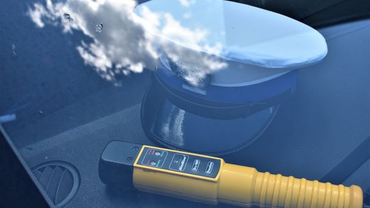 Ponad 2 promile i 32 km/h za szybko. Pijany kierowca zatrzymany w powiecie augustowskim