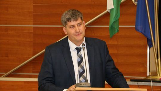 Starosta Piotr Rusiecki (na zdjęciu) nie przewiduje wzrostu wynagrodzenia pełnomocnika.