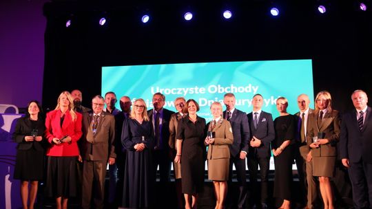 Święto turystyki w Augustowie. Wręczono odznaki „Za Zasługi dla Turystyki” i Bursztynowego Splendora