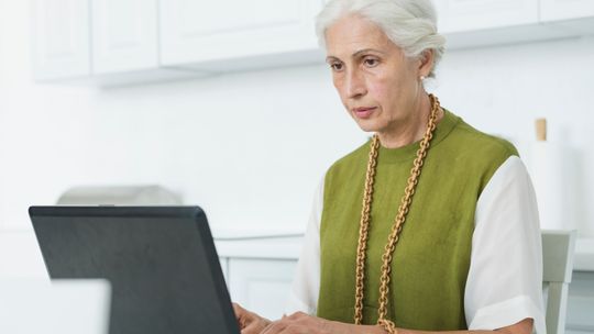 Wzrósł limit renty wdowiej. Maksymalna kwota świadczeń wyniesie 5 935,47 zł