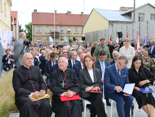 80 lat po Obławie Augustowskiej – w Augustowie otwarto dom pamięci (foto i video)