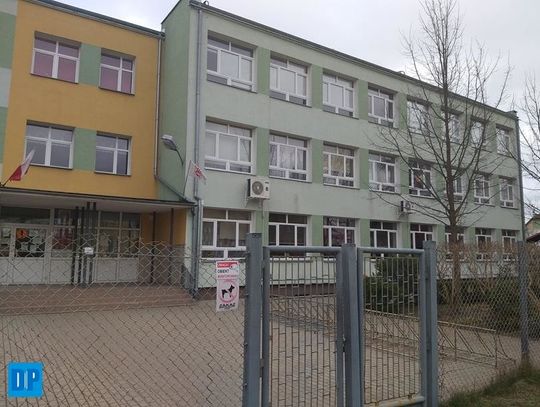 Antyterroryści w liceum 