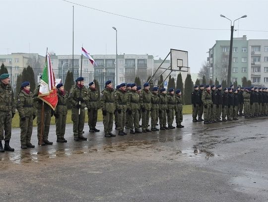 Apel Oddziału Przygotowania Wojskowego I LO