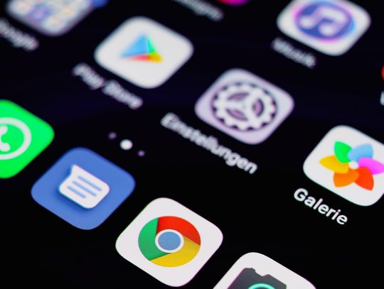 Aplikacje internetowe dla firm - gdzie naprawdę usprawniają codzienną pracę?