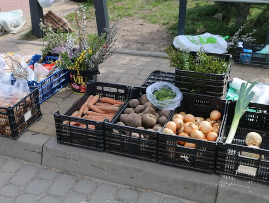 Jednym z największych atutów augustowskiego targowiska są lokalni rolnicy, którzy oferują swoje świeże i ekologiczne produkty.