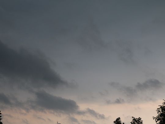 Groźne burze nad Podlasiem – wydano ostrzeżenie pogodowe