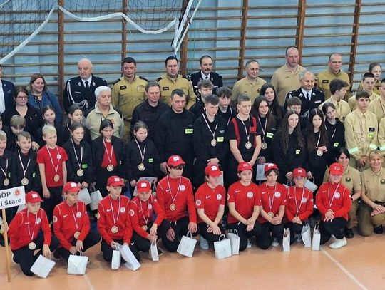 III Powiatowe Halowe Zawody MDP w Lipsku. Bargłów Kościelny zwycięzcą obu kategorii