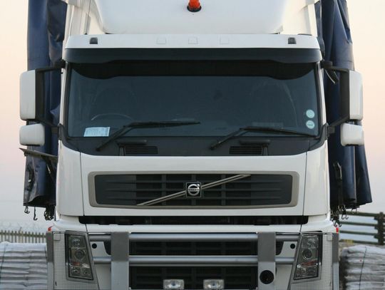 Jakie problemy eliminuje zdalny odczyt z karty kierowcy i pamięci tachografu?