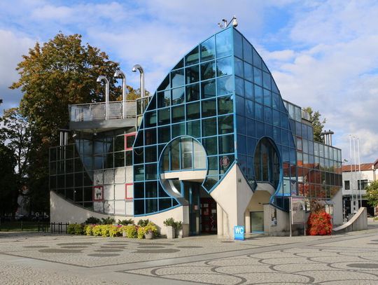 Postawą władz miasta z burmistrzem na czele zbulwersowany jest Tadeusz Jaworski, ceniony, aktywny augustowski działacz społeczno-polityczny.