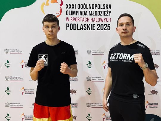 Młody pięściarz z Augustowa walczył w finałach Ogólnopolskiej Olimpiady Młodzieży