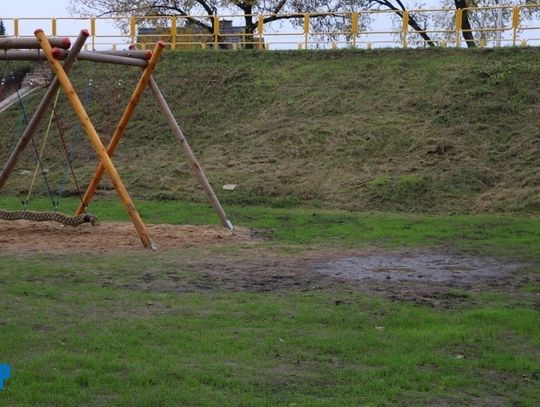 Niezwykle drogi plac zabaw 