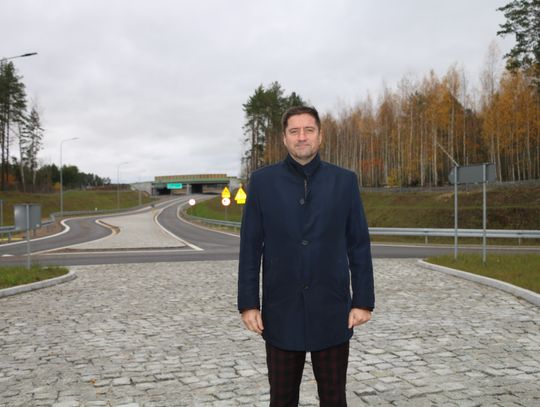 Oficjalne otwarcie obwodnicy Sztabina (Video/ Zdjęcia) Poseł Jacek Niedźwiedzki (na zdjęciu), osobiście odwiedził miejsce inwestycji i zapowiedział kolejne inicjatywy.