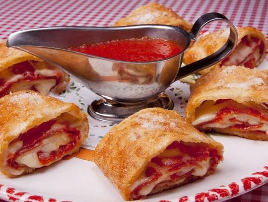 Pizza zawijana: świetna przekąska na imprezę