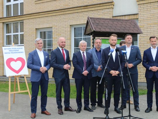 Podlascy samorządowcy i politycy apelują o poparcie Rafała Trzaskowskiego (video)