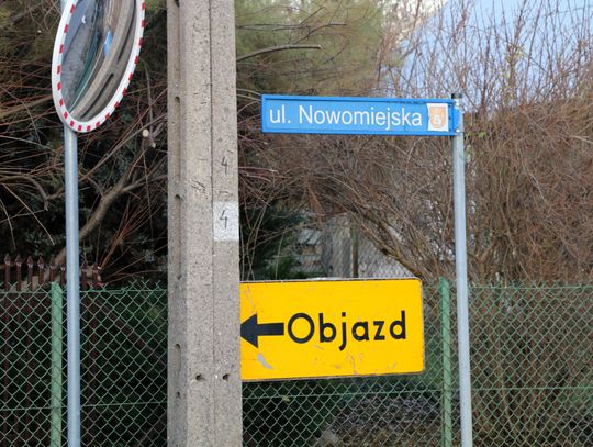 "Jako mieszkańcy ulicy Nadrzecznej domagamy się zmian w organizacji ruchu komunikacyjnego na ulicy Nowomiejskiej" -relacjonował Dariusz Szkiłądź.