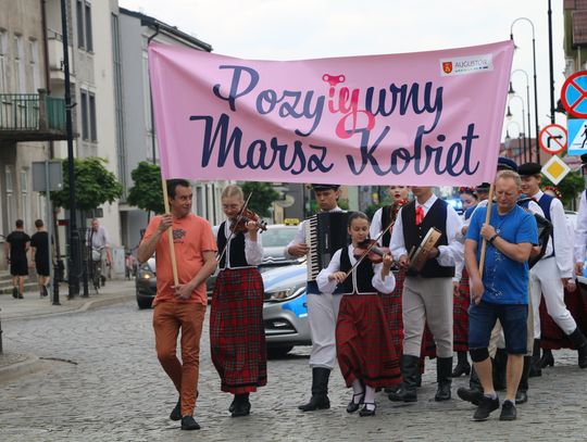 Pozytywny Marsz Kobiet i Piknik Rodzinny w Augustowie: profilaktyka nowotworowa i wsparcie dla chorych