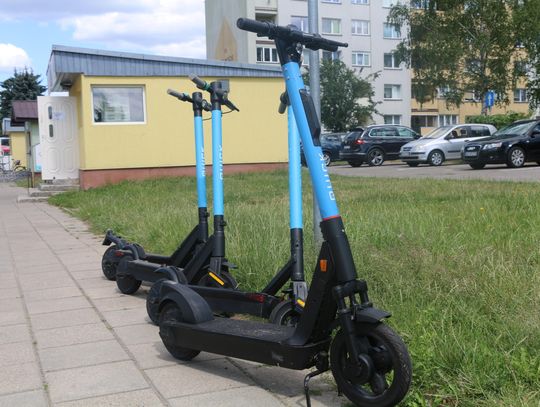 Zdjęcie ilustracyjne: hulajnogi na ulicach Augustowa (Archiwum PP).
