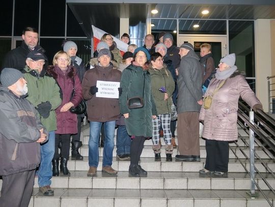 Protestowali w obronie konstytucji