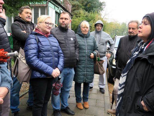 Elżbieta Jaworowicz z mieszkańcami Augustowa (październik 2023).