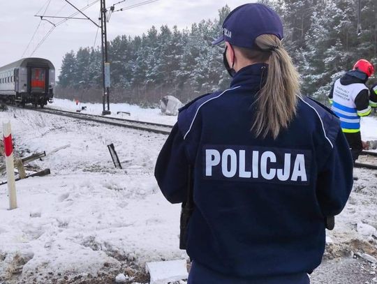  Samochód zderzył się z pociągiem 