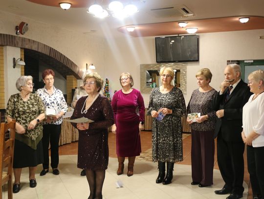 Spotkanie opłatkowe Uniwersytetu Trzeciego Wieku w Augustowie (video/ zdjęcia) Radosne, a momentami też nostalgiczne przedstawienie.
