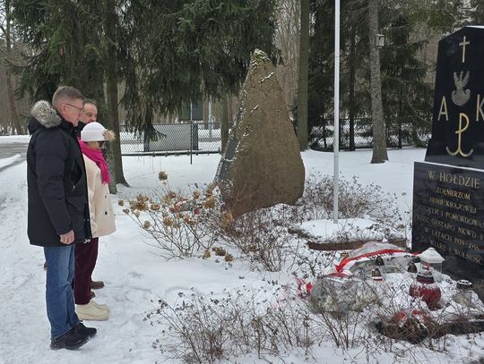 Pamięć Żołnierzy Armii Krajowej uczcili między innymi członkowie augustowskiej Koalicji Obywatelskiej.