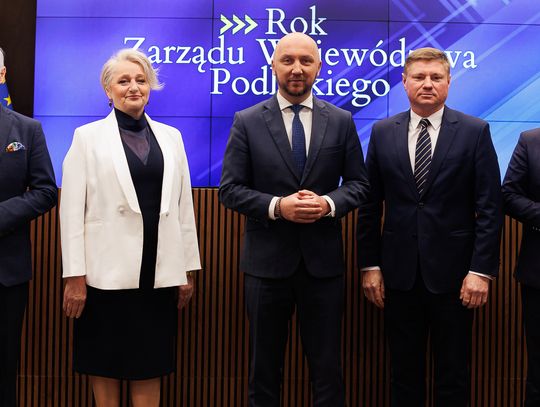 Zarząd województwa podsumował rok pracy
