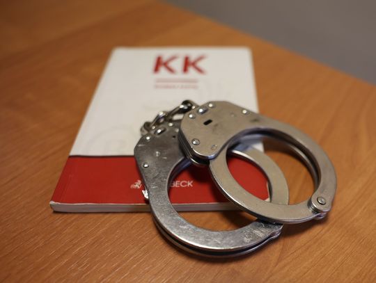 Zatrzymani za kradzież perfum o wartości 1,6 tys. zł