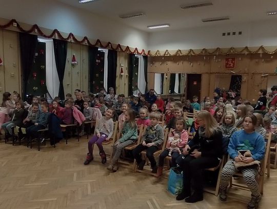 Złota rybka w bibliotece 