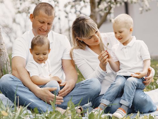 Zostało już niewiele czasu. Warto złożyć wniosek o 800 plus do 30 kwietnia