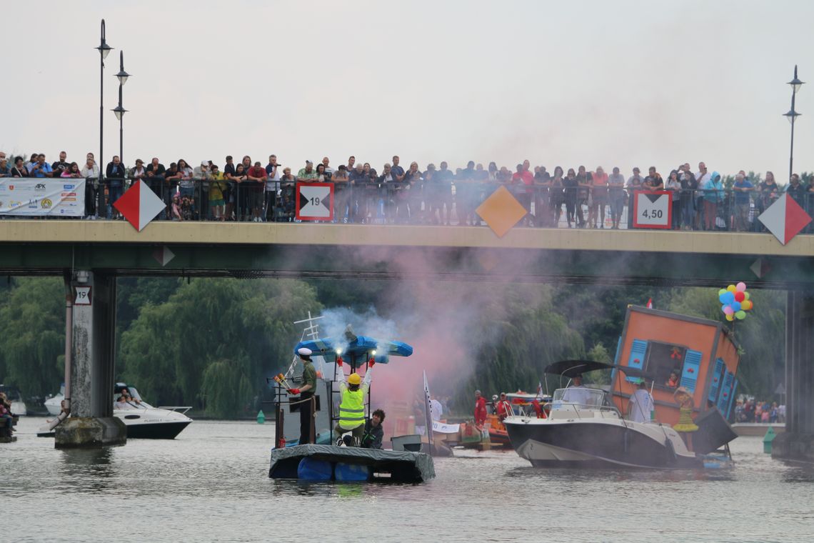 27. Mistrzostwa Polski w Pływaniu na Byle Czym (zdjęcia)