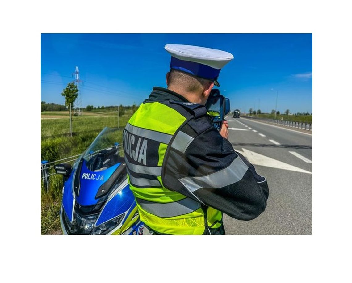 52-latek stracił prawo jazdy za jazdę 141 km/h w Kamieniu 52-latek stracił prawo jazdy za jazdę 141 km/h w Kamieniu
