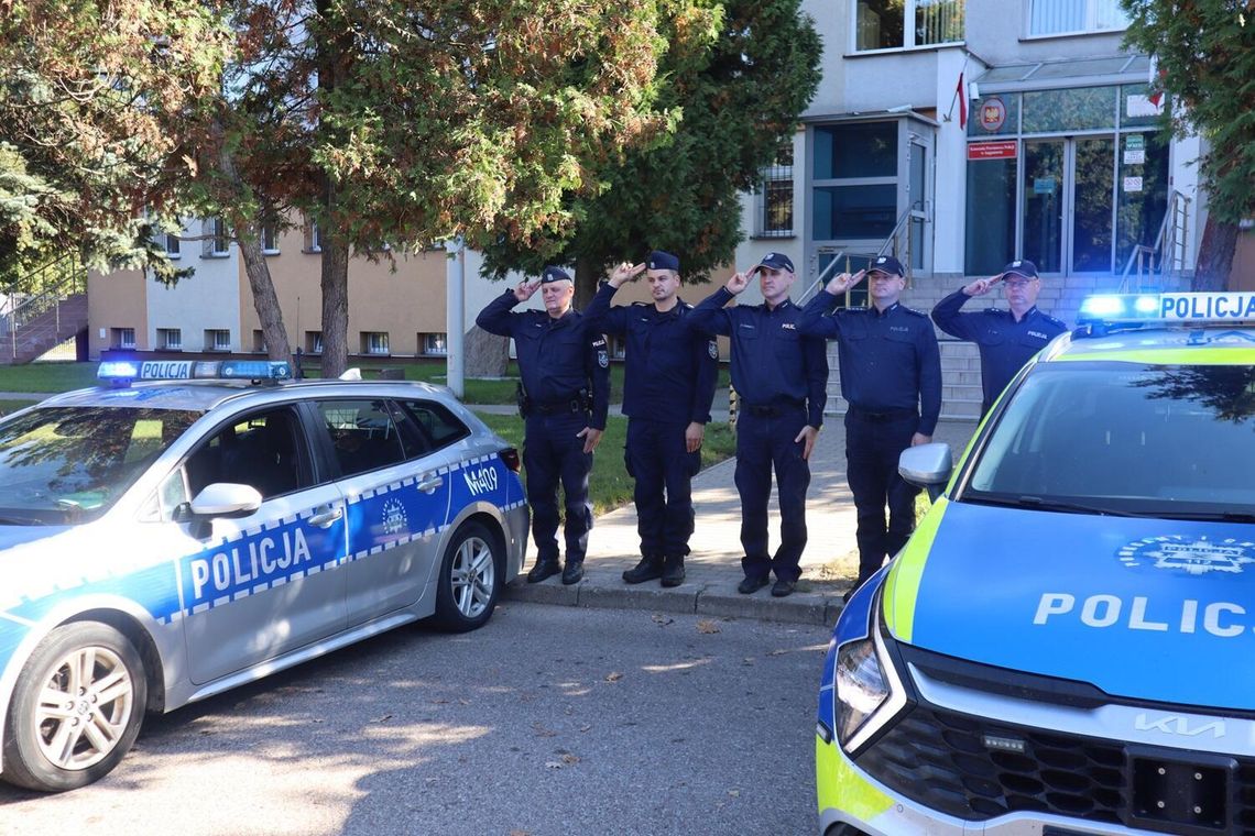 Augustowscy policjanci oddali hołd tragicznie zmarłemu koledze