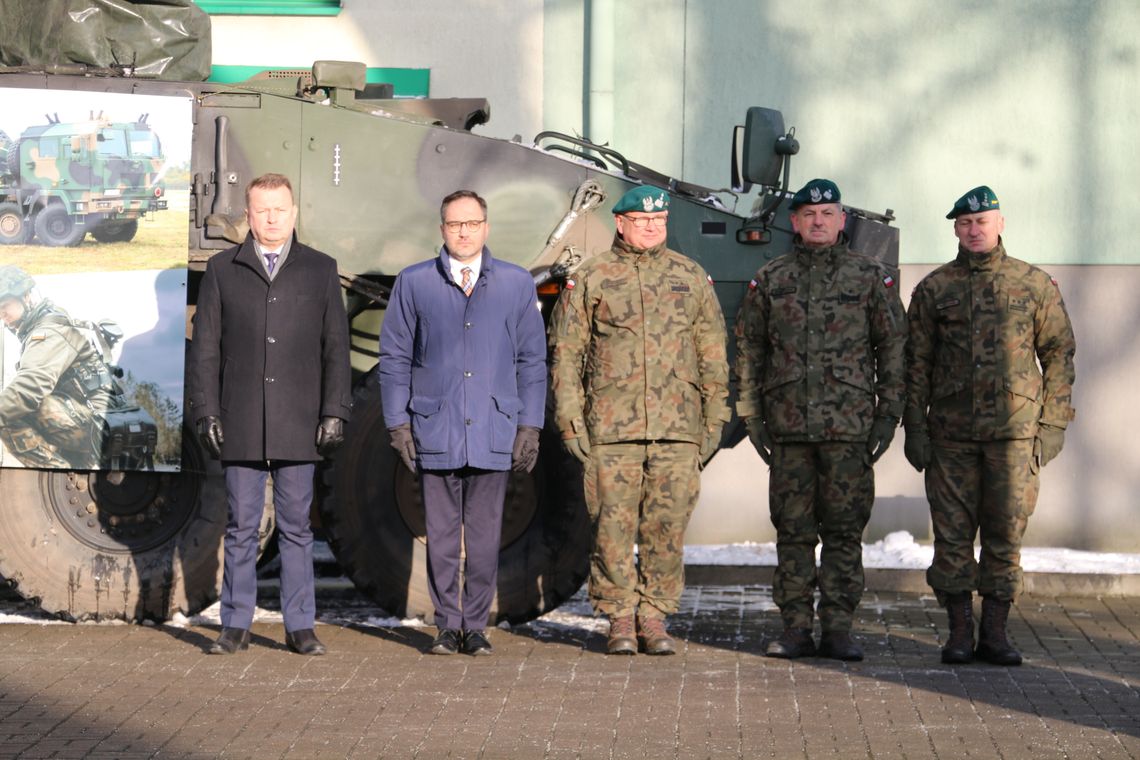 Batalion saperów w Augustowie. Wystąpienie Mariusza Błaszczaka (zdjęcia i wideo)