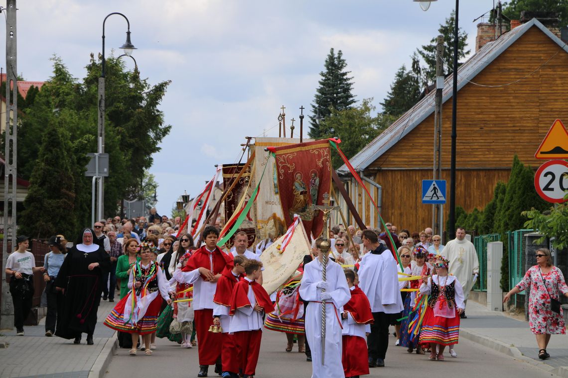 Boże Ciało w Augustowie – uroczysta procesja z Bazyliki Najświętszego Serca Jezusowego (foto)