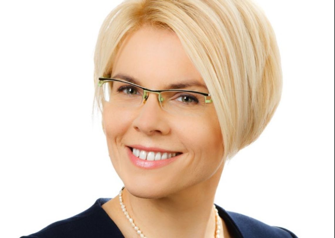 „Ciemno wszędzie głucho wszędzie, co to będzie , co to będzie ….”