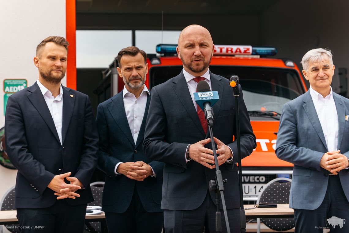 Finansowe wsparcie strażaków z powiatu augustowskiego