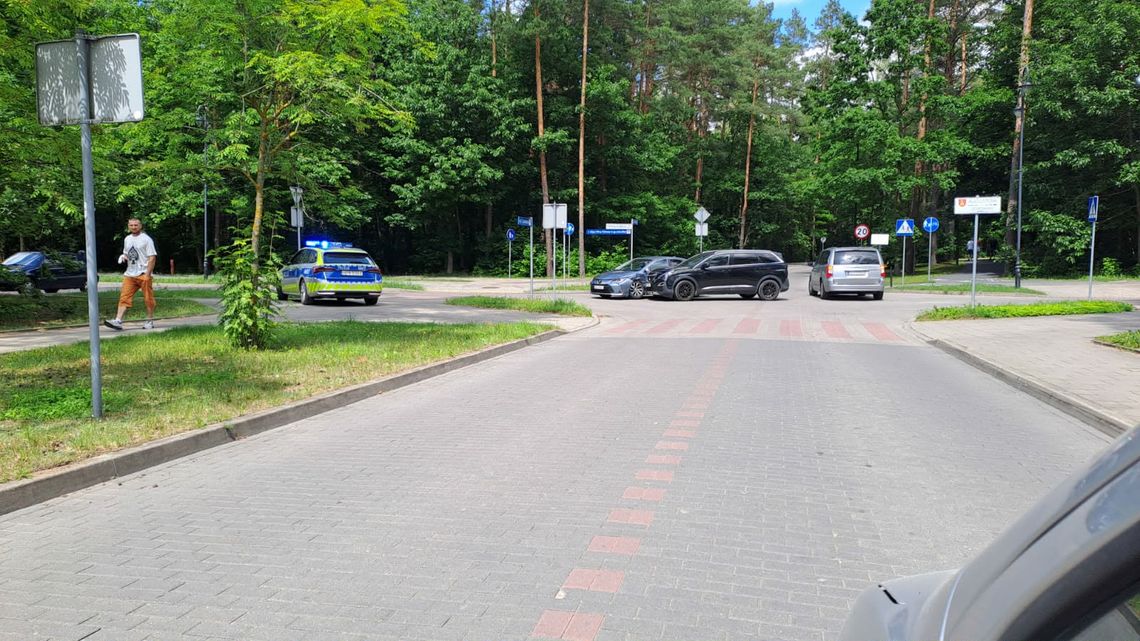 Kolizja w okolicach augustowskiego cmentarza Kolizja w okolicach augustowskiego cmentarza