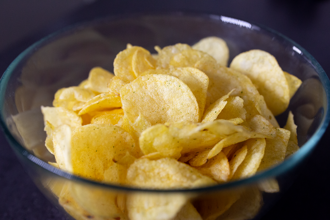 Koniec z chipsami i innymi przekąskami? Unia wprowadza nowe przepisy