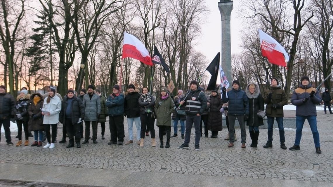 Manifestacja w centrum Augustowa (foto i video) 