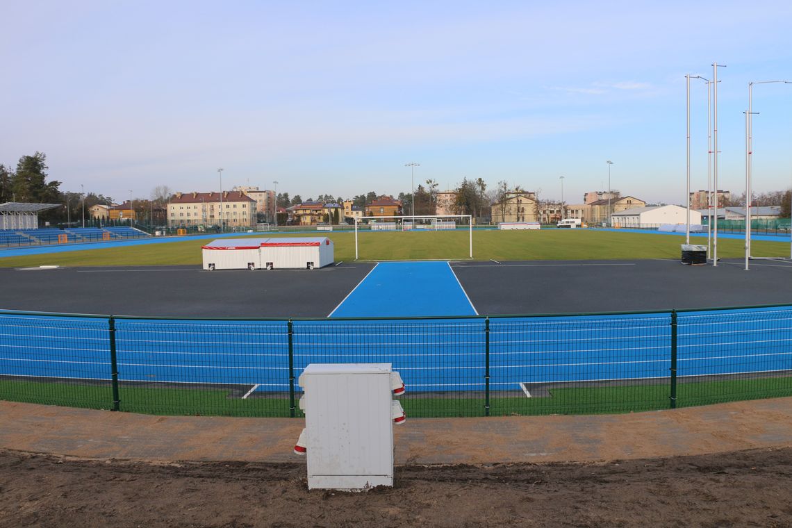 Mieszkańcy chcą korzystać ze stadionu.